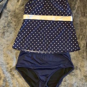 women’s swimwear